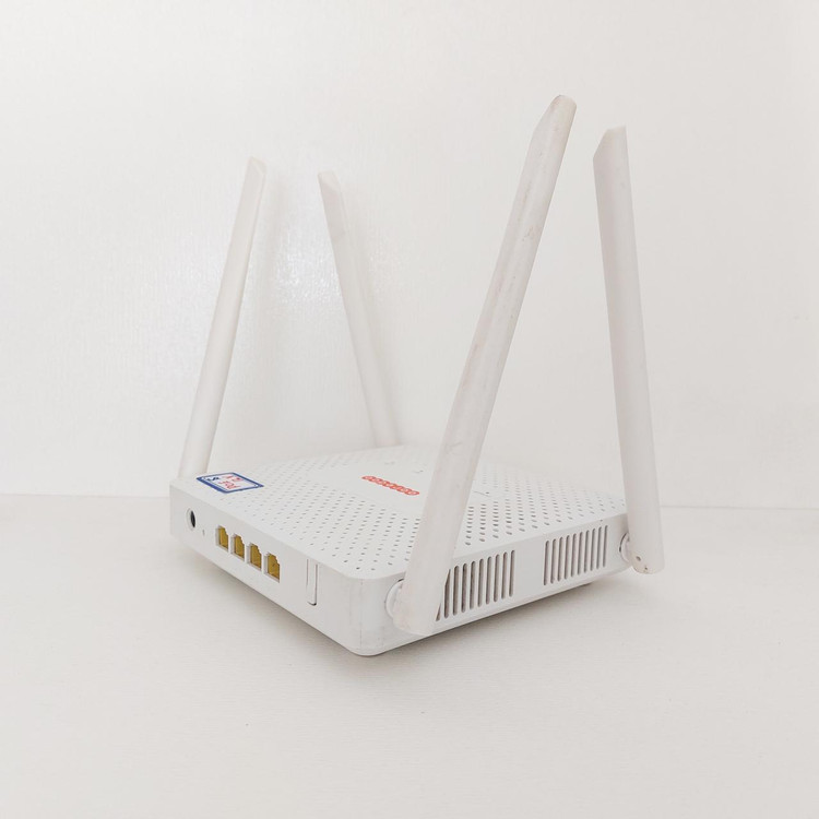 مودم سیم کارتی 5G/TDLTE فضای باز ZLT X16 سوپر ادمین دست دوم + روتر WiFi 6